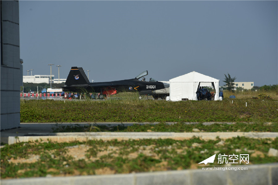 Le nouveau chasseur chinois J-31 sera présenté pour la première fois au Salon de Zhuhai