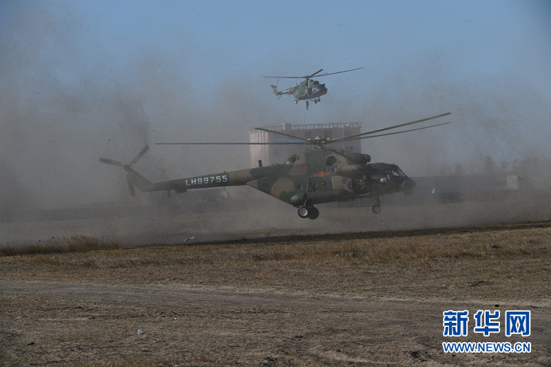 Des photos du plus grand exercice militaire conjoint de l'APL