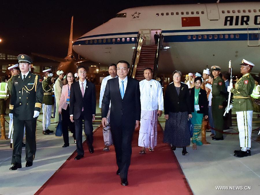 Le PM chinois arrive au Myanmar pour les réunions des dirigeants d'Asie de l'est 