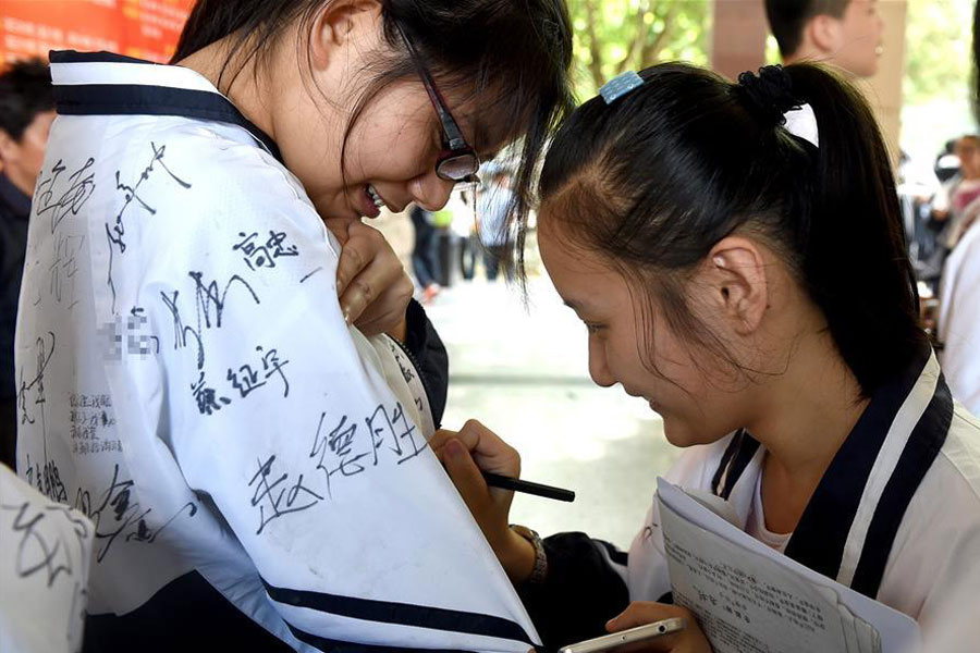 Des adieux, avant l'incontournable Gaokao