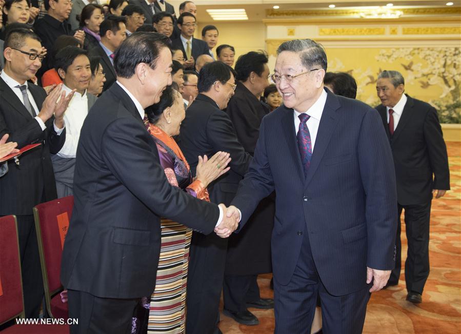 Yu Zhengsheng insiste sur la préservation de la culture tibétaine