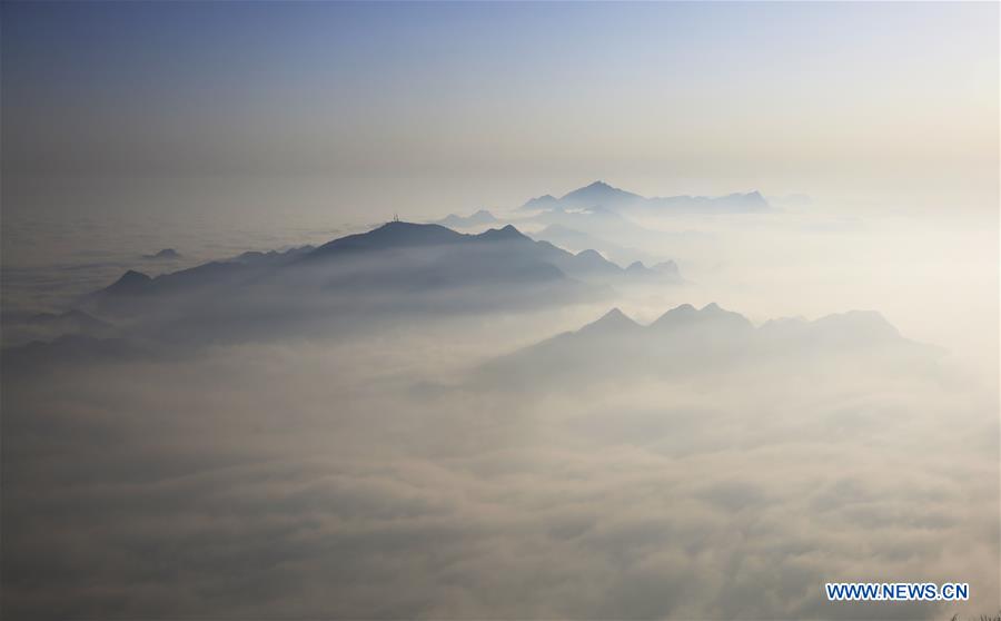 Une mer de nuages dans le sud-ouest de la Chine