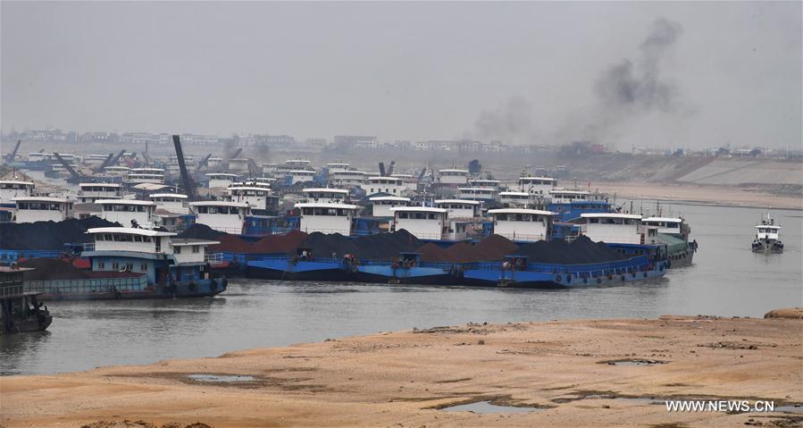 Chine : le fleuve Xiangjiang à son plus bas niveau