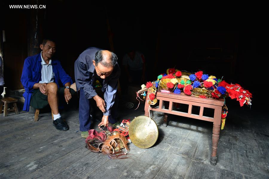 Opéra traditionnel?: spectacle gratuit dans le Guizhou