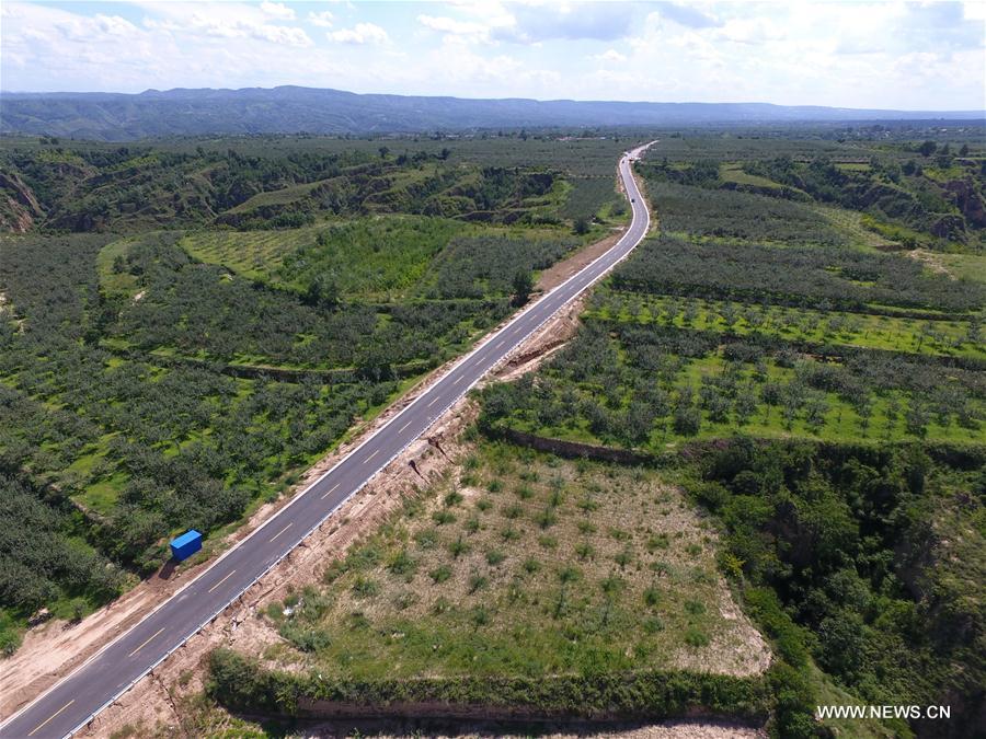 Une nouvelle autoroute le long du fleuve Jaune