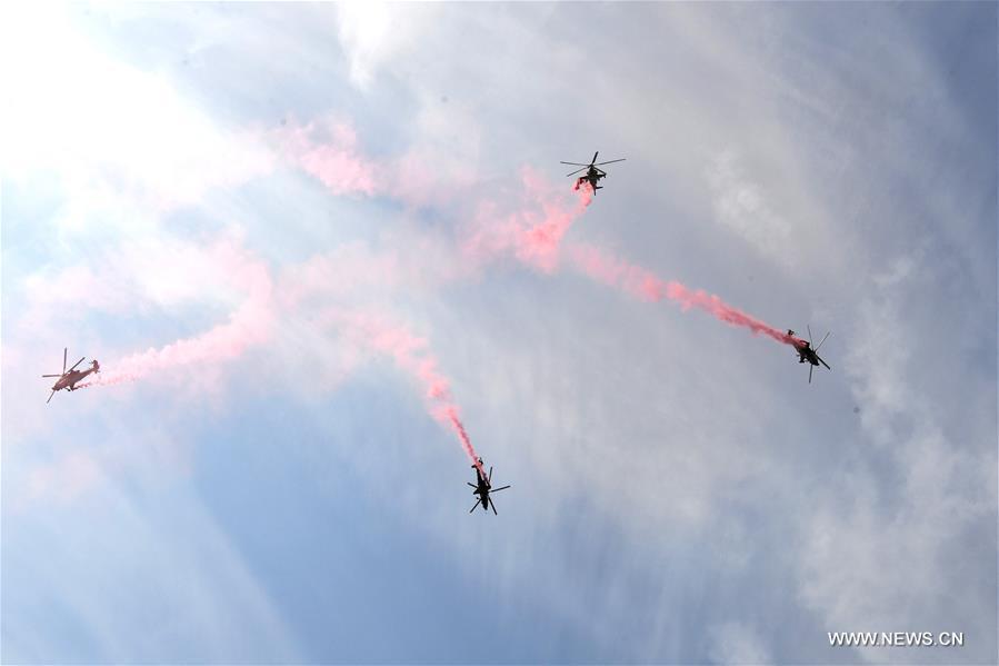 Tianjin : ouverture de la 4ème Expo internationale d'Hélicoptères 