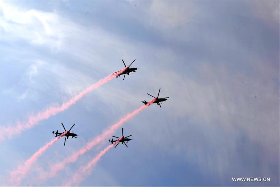 Tianjin : ouverture de la 4ème Expo internationale d'Hélicoptères 