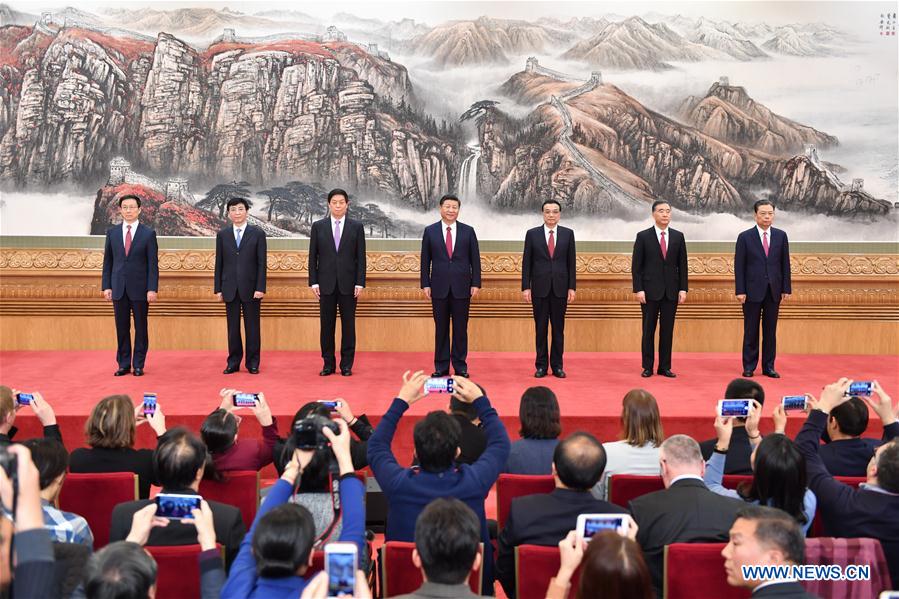 Xi Jinping rencontre la presse à la tête de la nouvelle direction du PCC