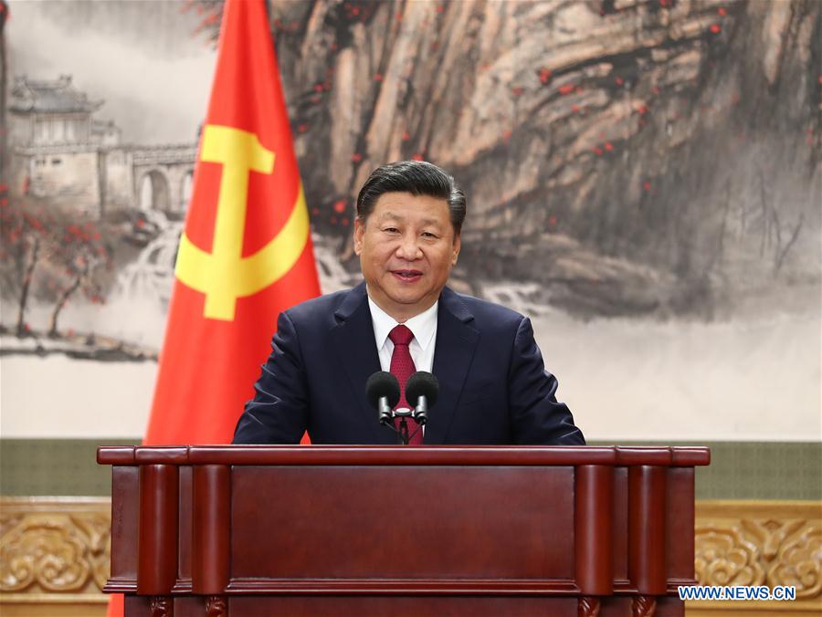 Xi Jinping rencontre la presse à la tête de la nouvelle direction du PCC