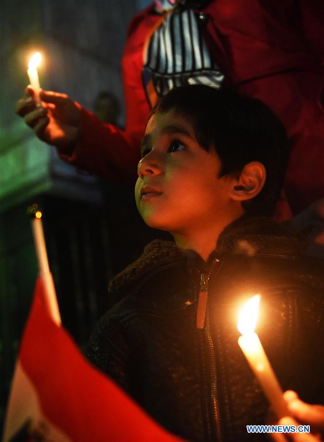 Egypte : cérémonie en hommage aux victimes de l'attentat meurtrier contre une mosquée