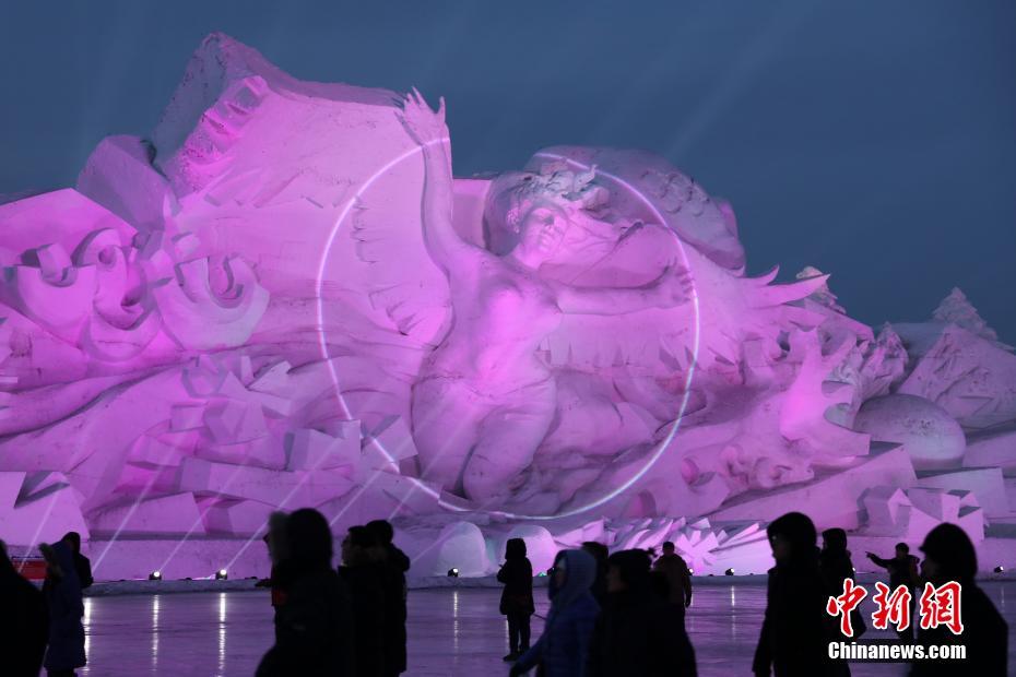 Spectacle de neige et de lumière 3D à Harbin