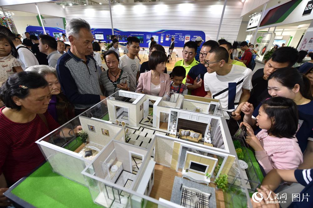 Franc succès populaire pour l'Exposition Chine numérique de Fuzhou