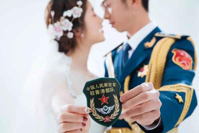 La très romantique demande en mariage d'un soldat en garnison à Hong Kong