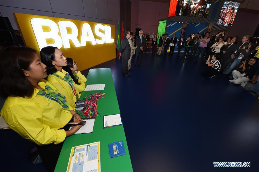 Les pavillons des pays à l’Exposition internationale des importations de  Chine 