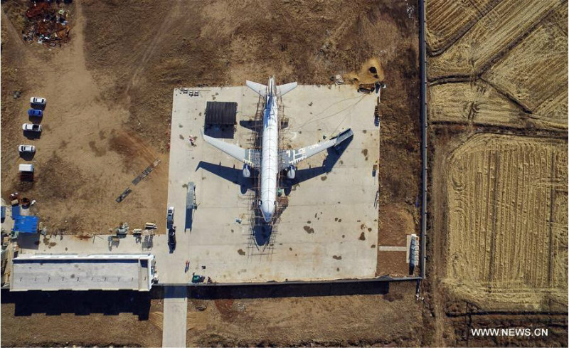 Liaoning : un villagois fabrique une maquette taille réelle d'un Airbus