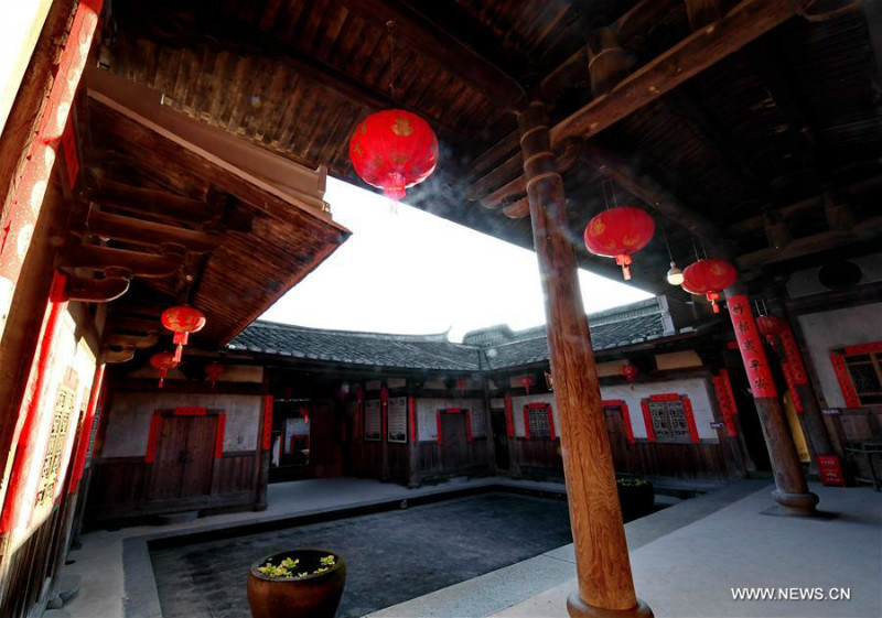 Un village chinois re?oit un prix de l'UNESCO pour la conservation du patrimoine