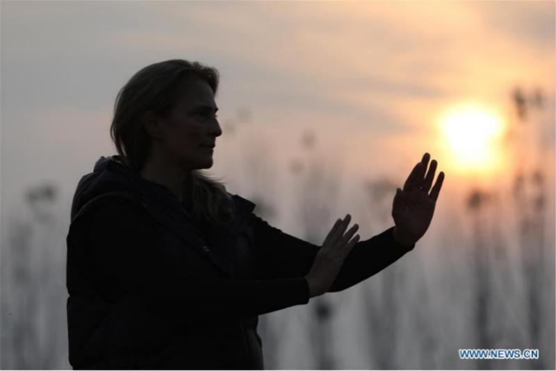 Une Brésilienne étudie le Taiji dans le Henan