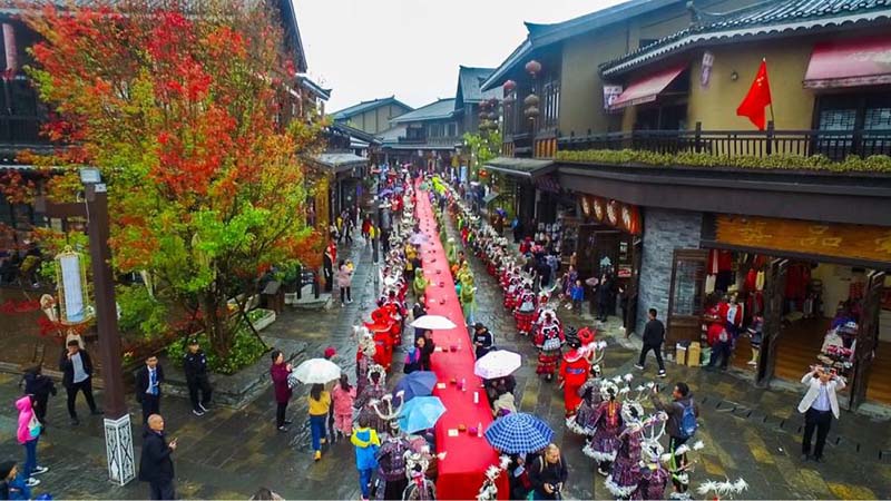 Le banquet le plus long au monde dans le Guizhou