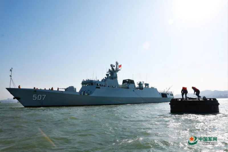 La marine de l'APL procède à un exercice en mer de Chine orientale