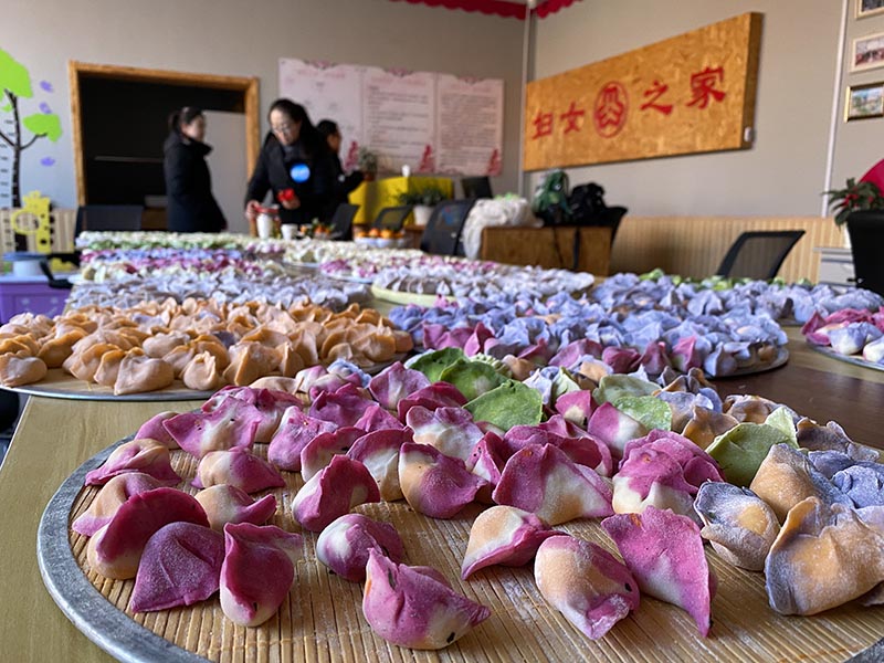 Avec la rencontre passionnée avec la neige et la glace pendant le Nouvel an chinois, on se prépare pour les Jeux olympiques d'hiver