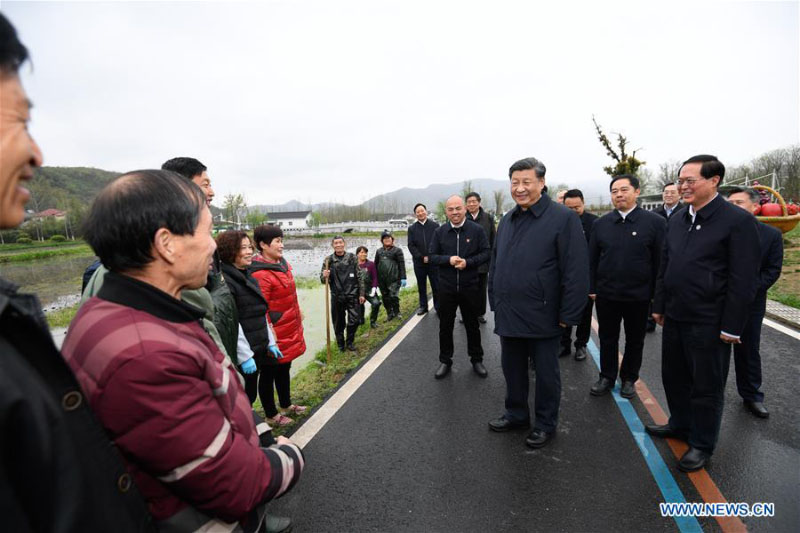 Xi Jinping inspecte un district dans l'est de la Chine