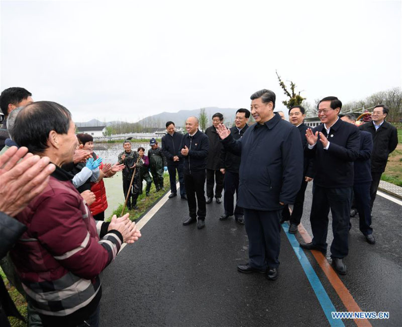 Xi Jinping inspecte un district dans l'est de la Chine