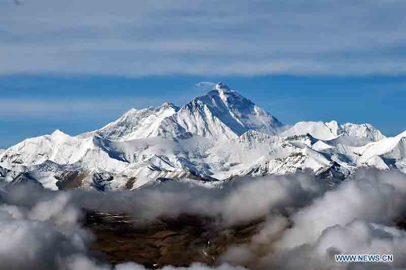 Paysages de la réserve naturelle nationale du mont Qomolangma