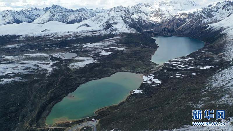 Les merveilleux paysages de l'autoroute Sichuan-Tibet