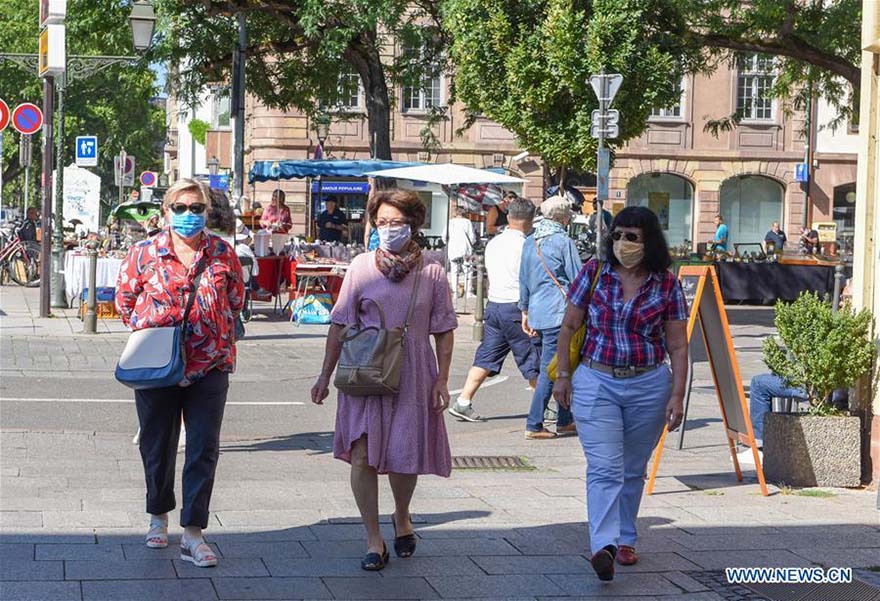 Le port du masque devient obligatoire dans les espaces extérieurs de nombreuses villes fran?aises