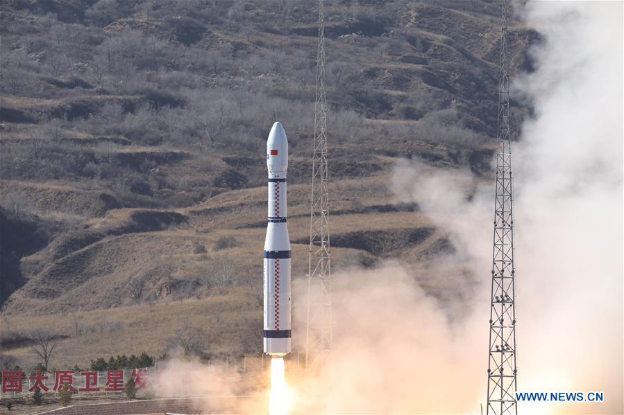 La Chine envoie 13 satellites en orbite avec une seule fusée