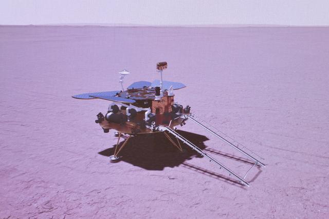 Le rover de la sonde martienne chinoise s'est posé sur la planète rouge. Et maintenant ?