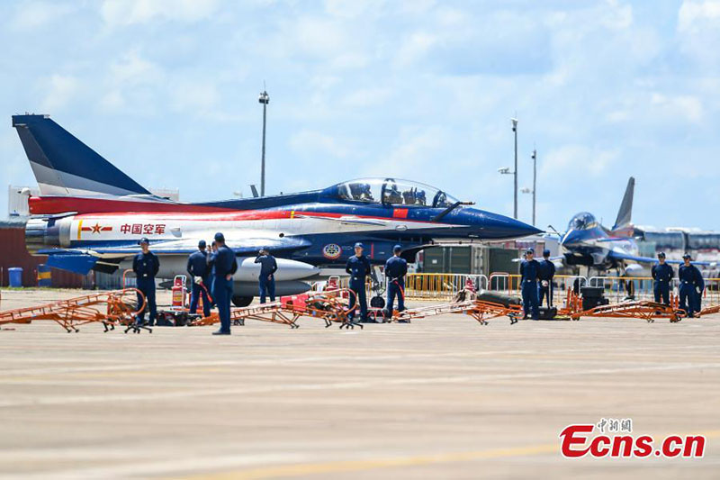 Des avions de combat de l'armée de l'air chinoise seront présents au 13e Salon de l'aéronautique de Zhuhai