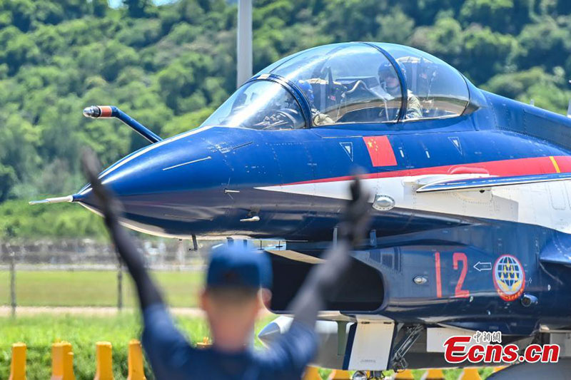 Des avions de combat de l'armée de l'air chinoise seront présents au 13e Salon de l'aéronautique de Zhuhai