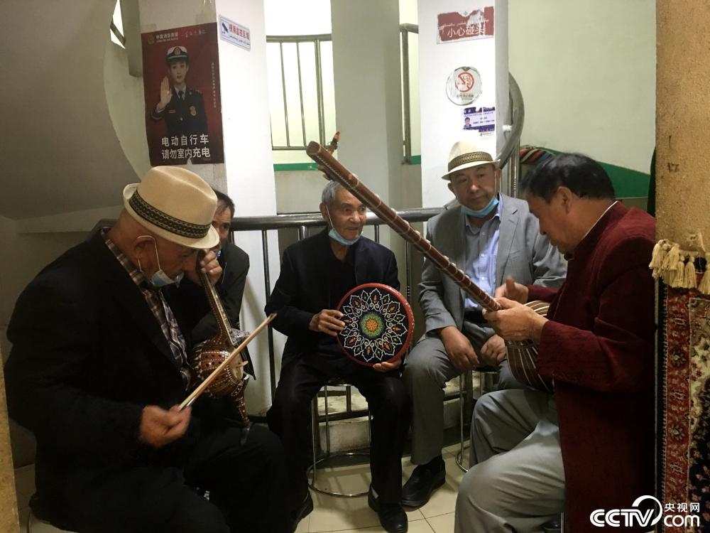 Découvrez le Xinjiang au grand bazar d'Urumqi