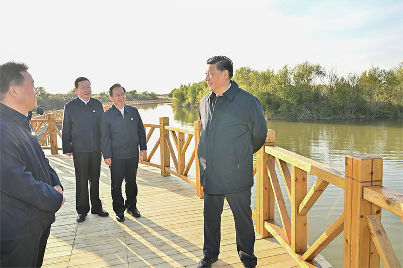 Xi Jinping inspecte l'estuaire du fleuve Jaune