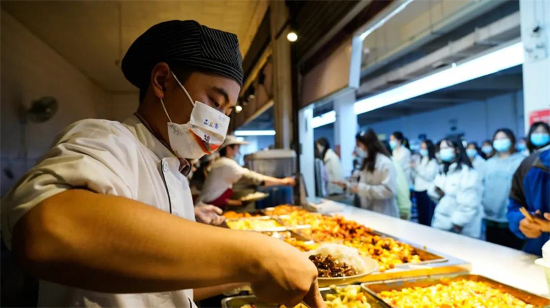 étudiants en cuisine, c'est à vous !