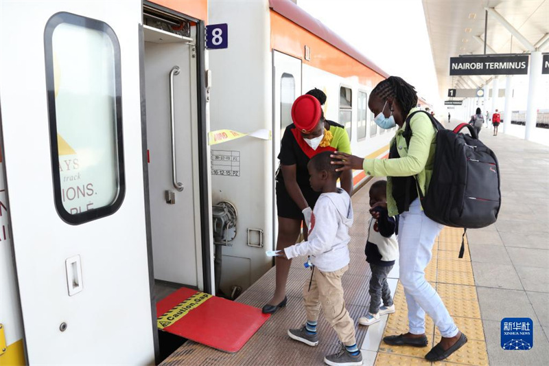 Quatre ans après sa mise en service, la ligne de chemin de fer Mombasa-Nairobi bénéficie à la population