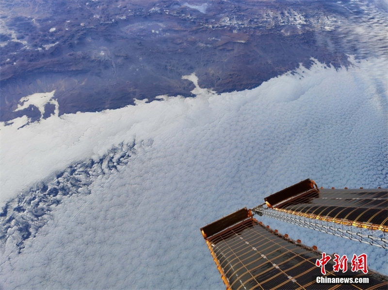 Des photographies spatiales prises par les ta?konautes de Shenzhou-12