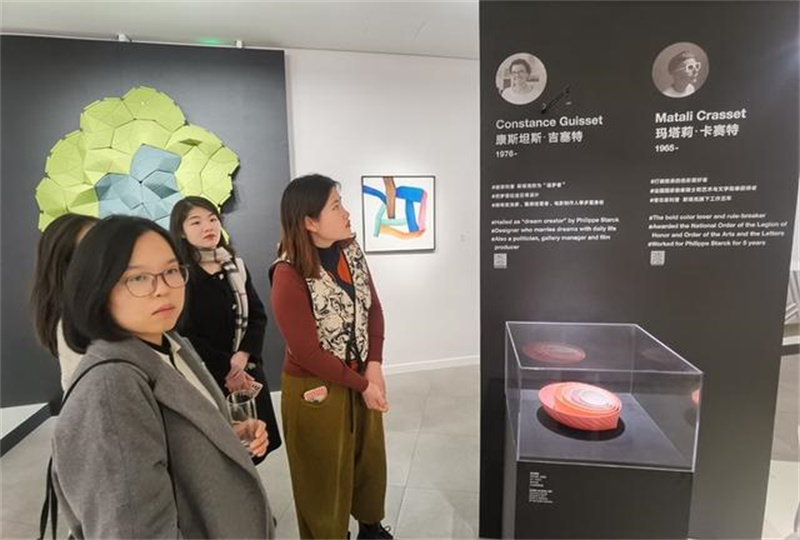 Une exposition sur les travaux fran?ais de conception de la maison à Shanghai