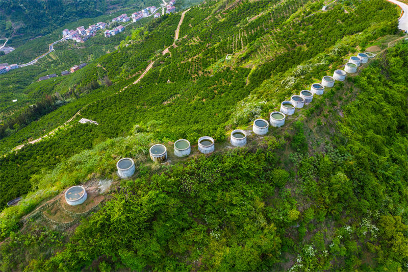 Hubei : les petits étangs jouent un grand r?le dans le comté de Zigui