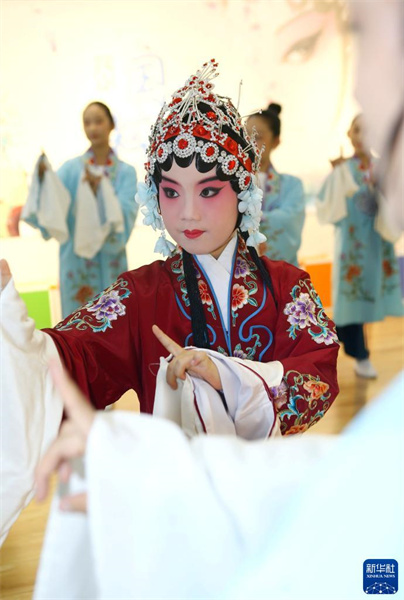 Shandong : ? une salle de classe d'opéra de Pékin ? transmet la quintessence de la culture chinoise