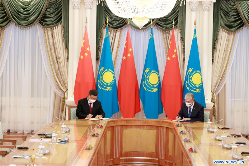 Le président chinois effectue une visite d'Etat au Kazakhstan