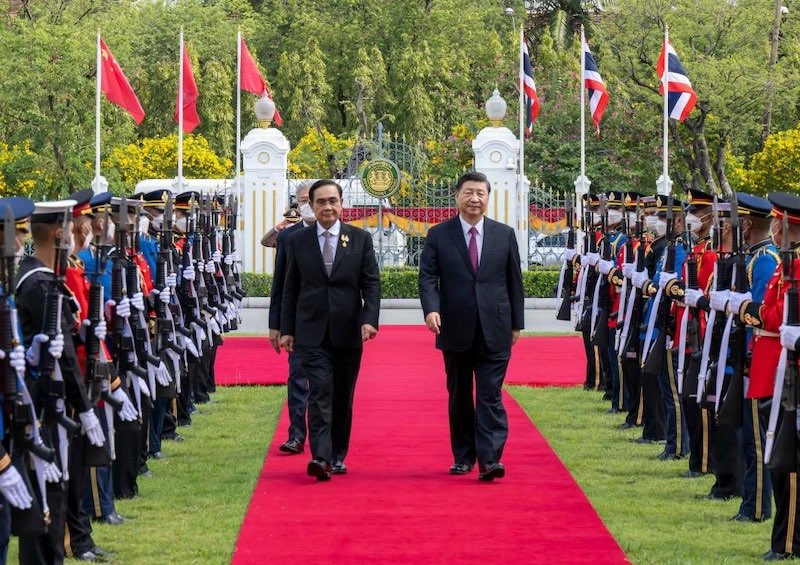 Xi et Prayut conviennent de construire une communauté d'avenir partagé sino-tha?landaise plus stable, plus prospère et plus durable