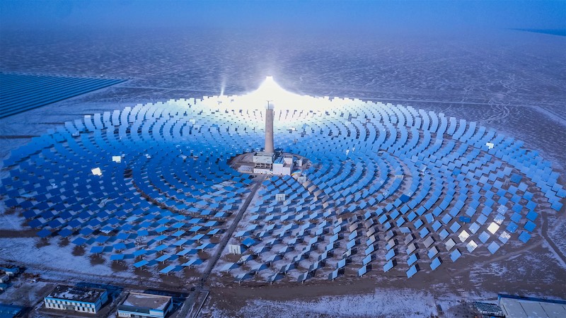 Gansu : le magnifique paysage de neige dans le parc photoélectrique de Dunhuang