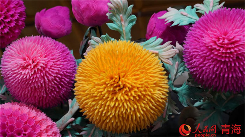 Qinghai : découvrez la beauté des ? fleurs de beurre ? de la Fête des Lanternes