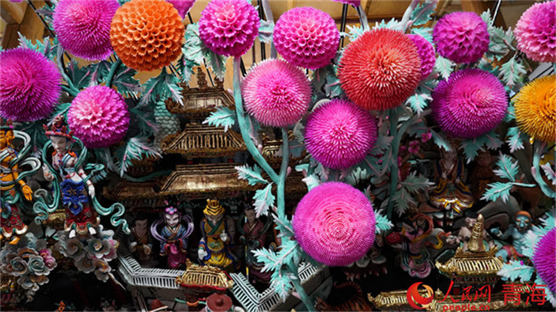 Qinghai : découvrez la beauté des ? fleurs de beurre ? de la Fête des Lanternes