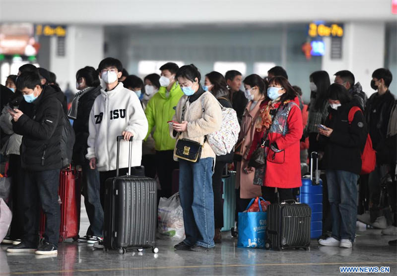 Le pic des voyages de la fête du Printemps en Chine se termine par une reprise des chiffres du transport