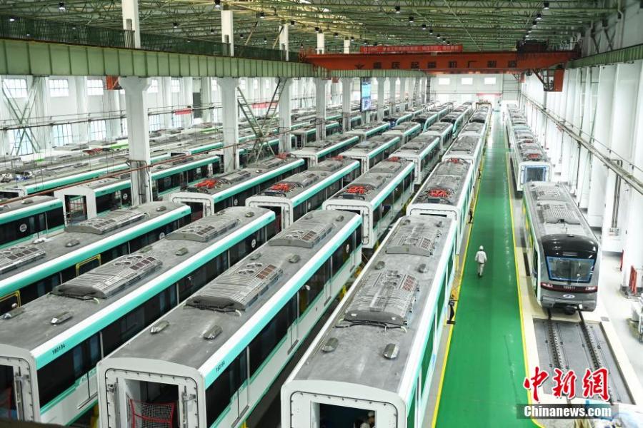 Chongqing : le plus grand fabricant de monorails?au monde