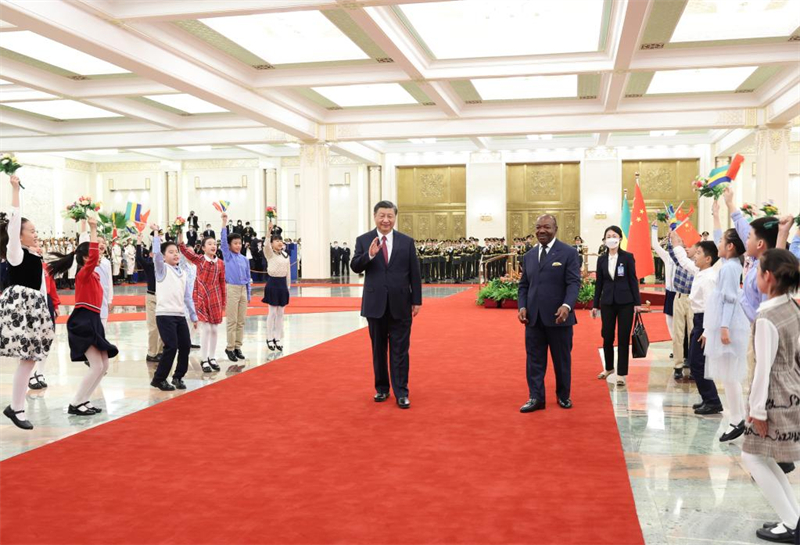 Le président chinois s'entretient avec son homologue gabonais