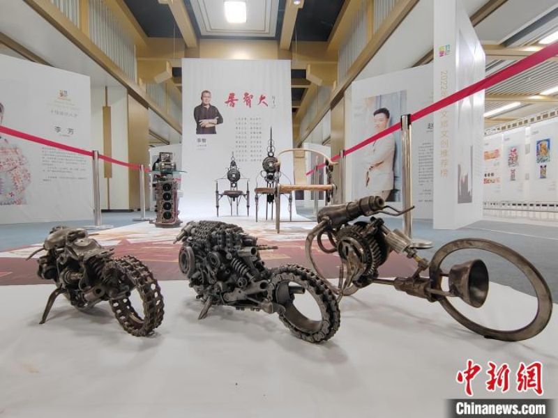 Shanxi?: un artisan transforme des déchets métalliques en ?uvres d'art